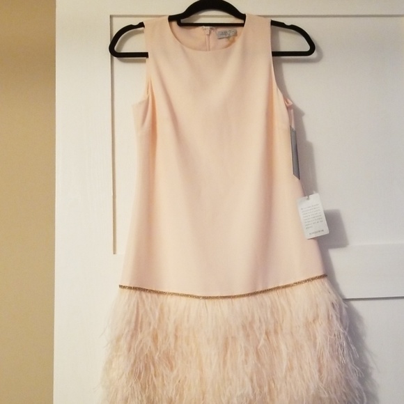 Dress - Picture 5 of 8